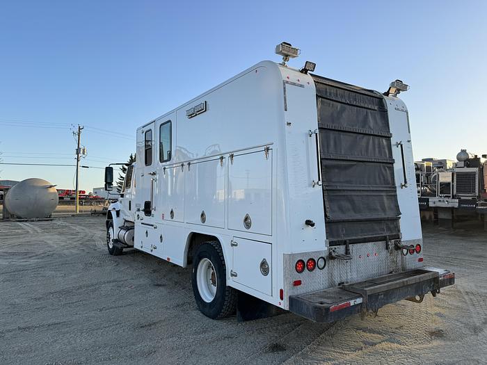 Used 2006 International Wireline Truck for Sale
