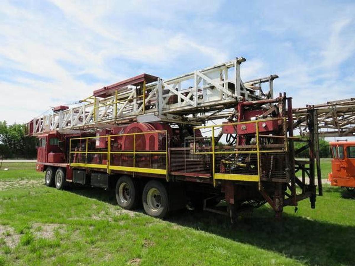 Used 2009 SERVICE KING SK375