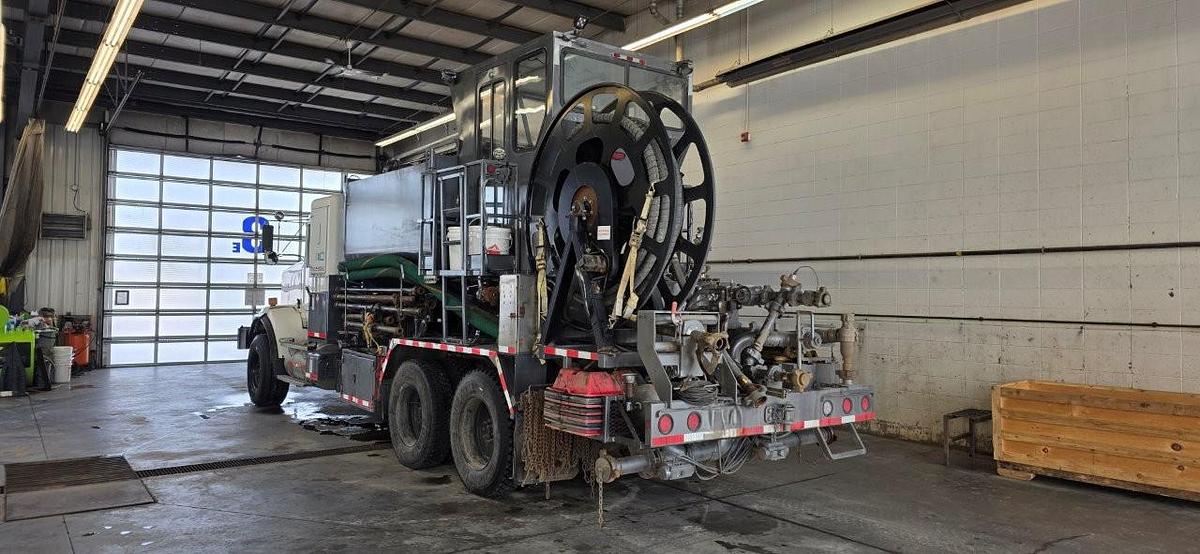 Used 2007 BJ Cementing & Acidizing Unit for Sale