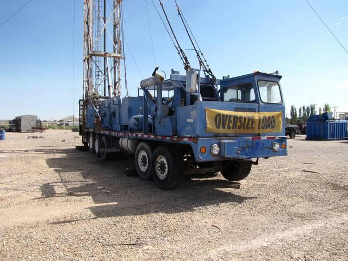 Used COOPER LTO-350 Double-Drum Workover Rig