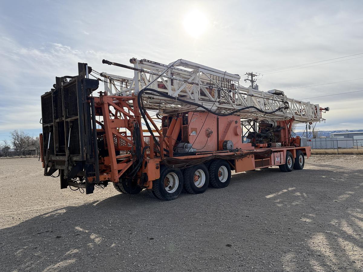 Used 2008 Taylor 550 HP Workover Rig