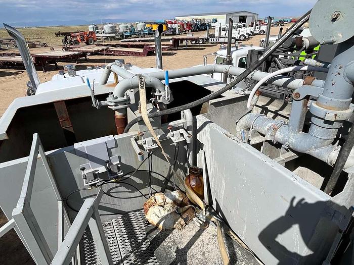 Used 2006 Western Star 4900 Cementing Truck for Sale