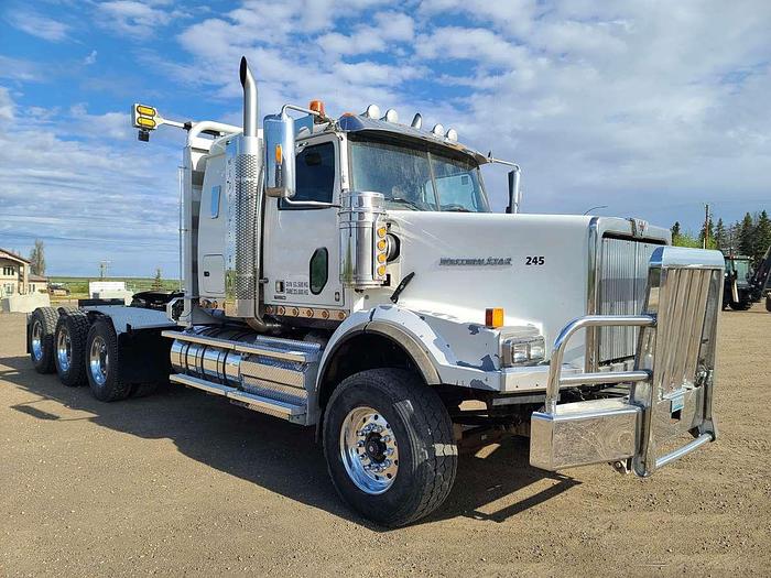 Used 2015 Western Star 4900SA