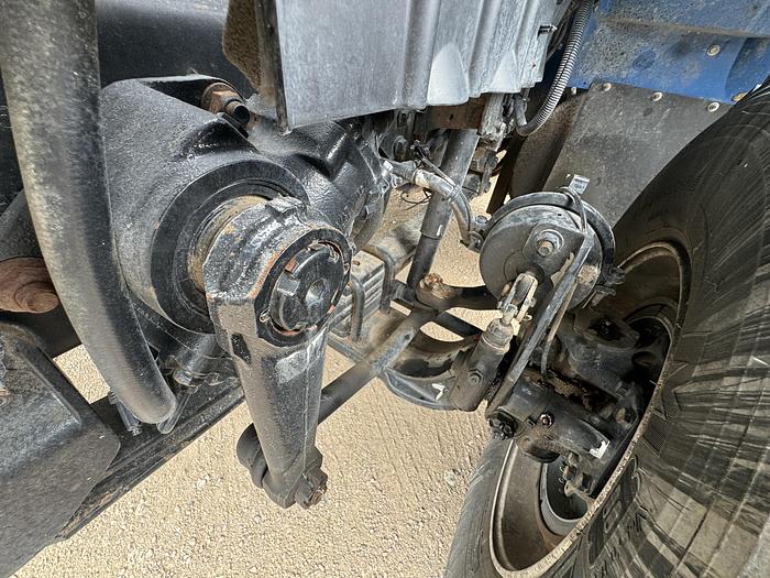 Used 2019 International 7400 Wireline Truck for Sale