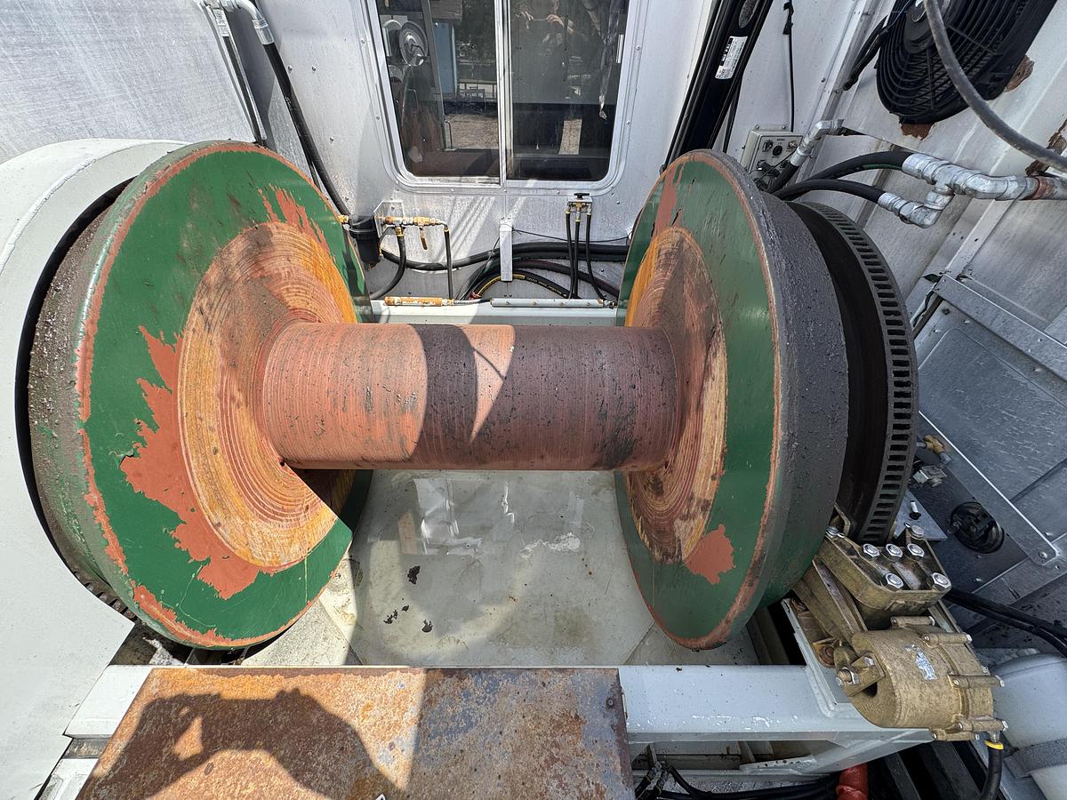 Used 2012 Single Drum Texas Wireline Truck for Sale