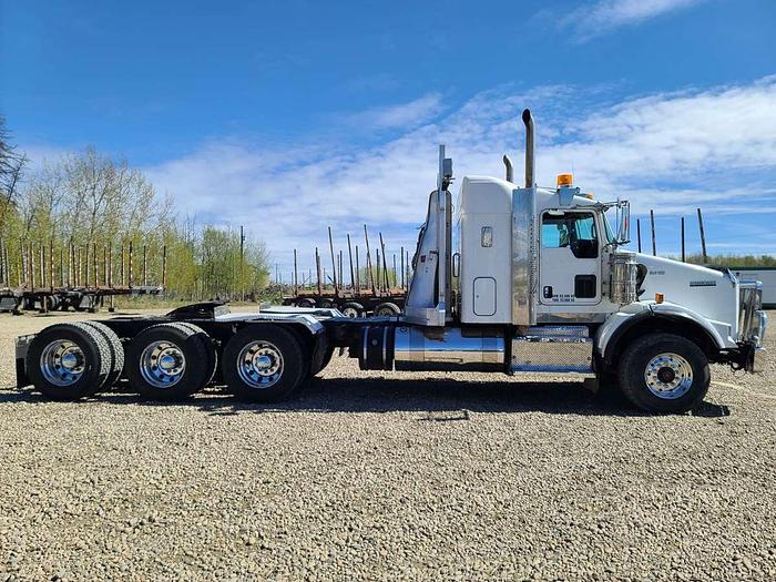 Used 2015 Western Star 4900SA