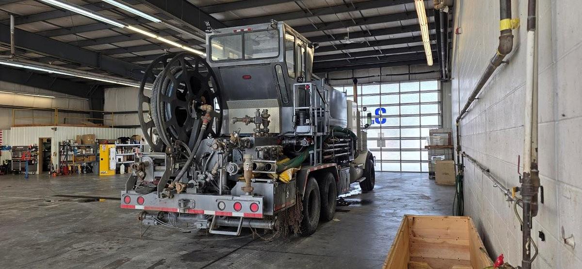 Used 2007 BJ Cementing & Acidizing Unit for Sale