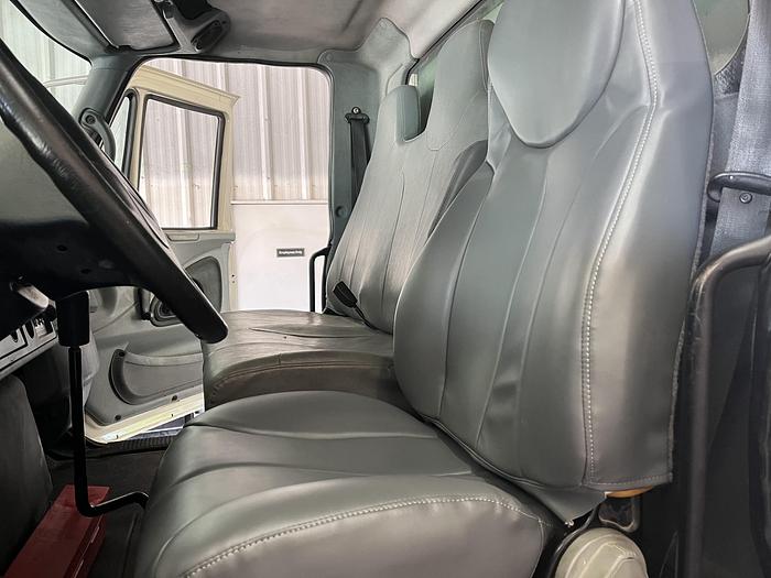 Used 2008 Single Drum Wireline Truck for Sale