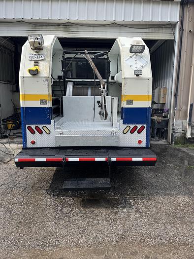 Used 2008 Single Drum Wireline Truck for Sale