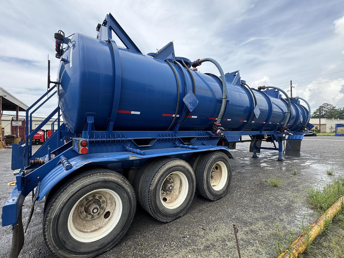 Used 2018 Worley 8000 Gallons Chemical / Acid Tank Trailers For Sale
