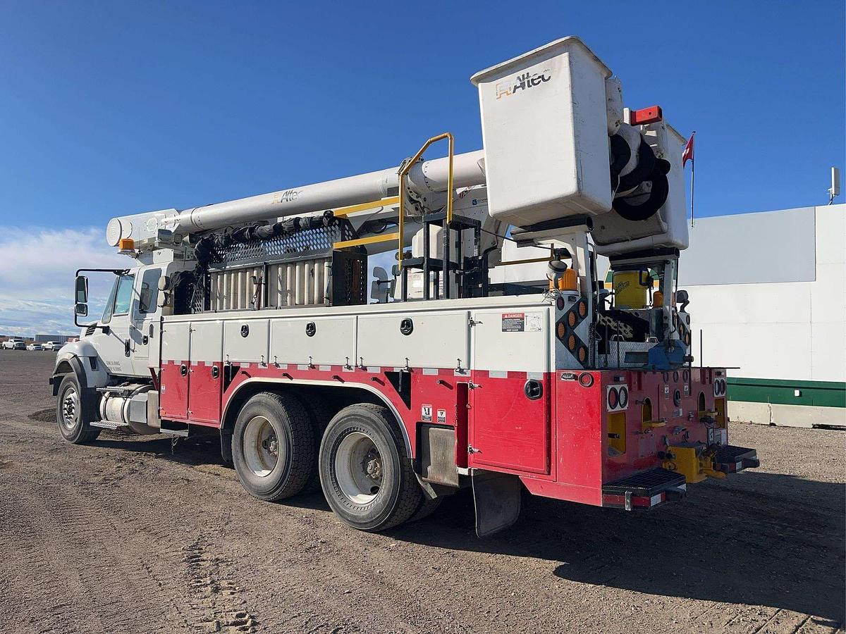 Used 2016 International 7500 AM55E Altec Bucket Truck for Sale