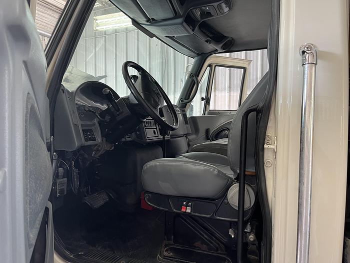 Used 2008 Single Drum Wireline Truck for Sale