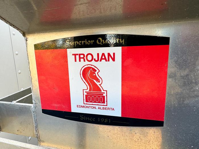 Used 2017 Freightliner 122SD Gravel Dump Truck for Sale - Automatic