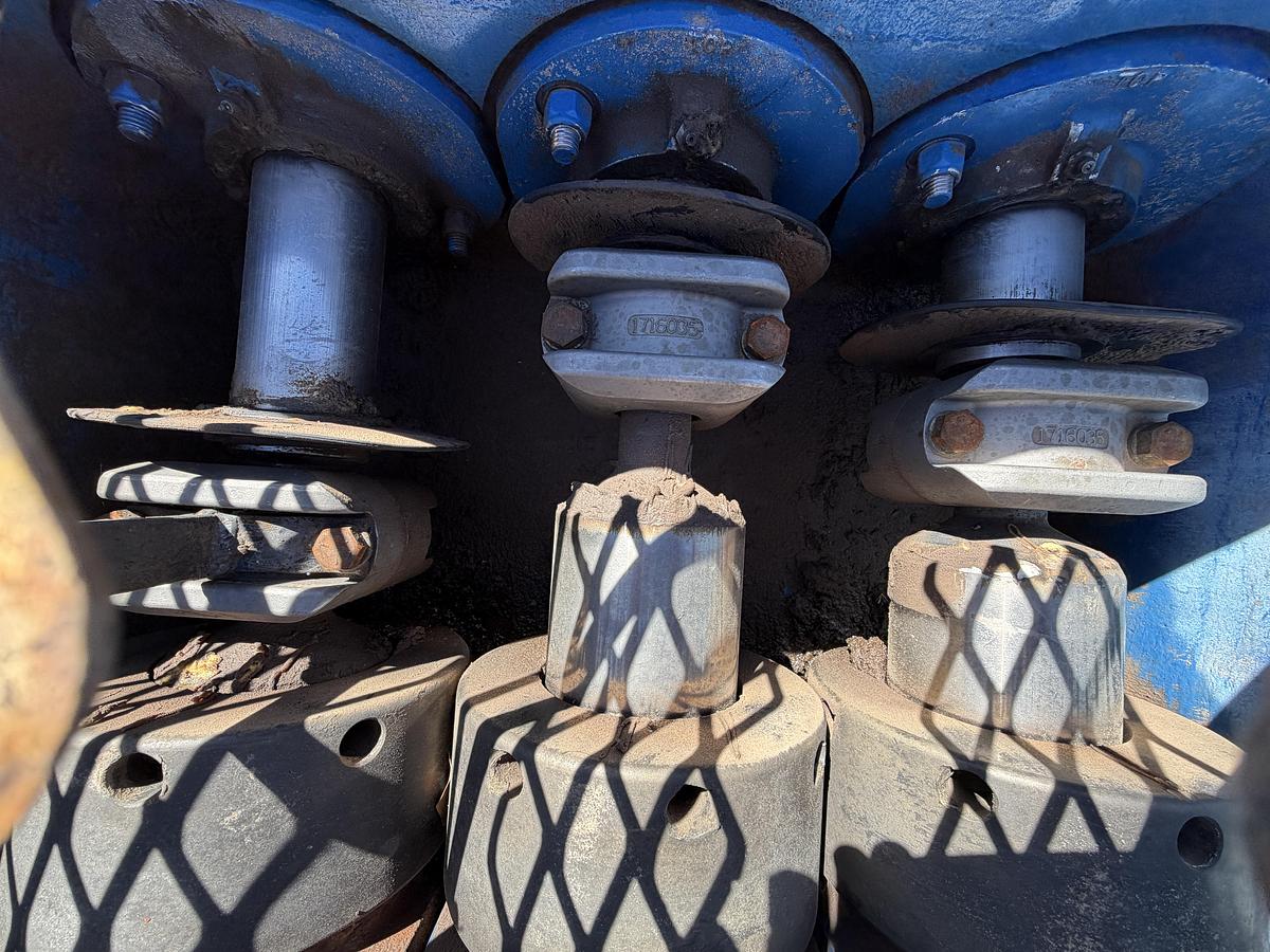 Used 2013 NOV JWS-340 Reverse Triplex Pump Skid Unit for Sale