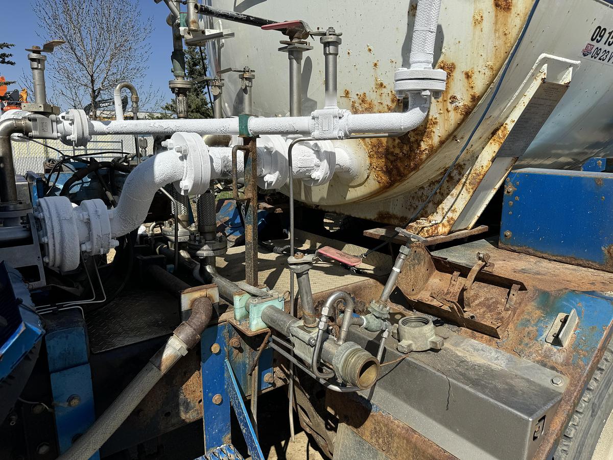 Used 2013 International 180K Nitrogen Pumper