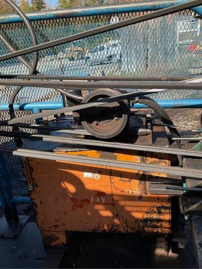 Used Morbark debarker complete hydraulic  set-up