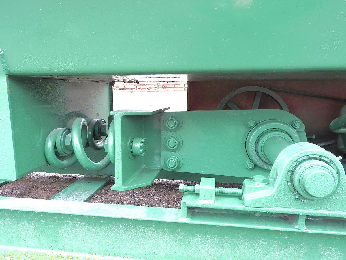 Used Vibrating Conveyor