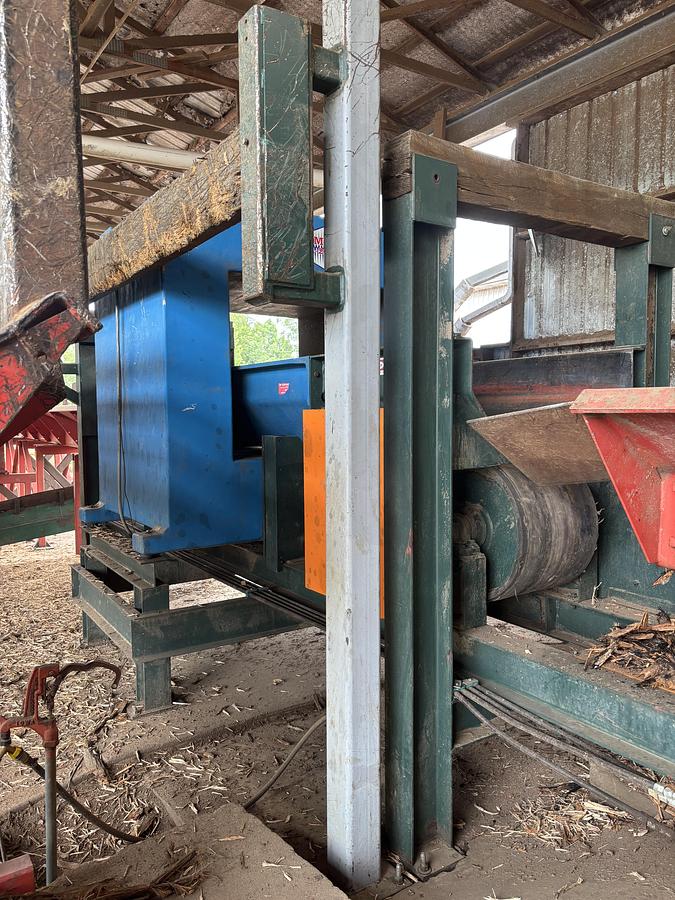 Used MDI Metal Detector ( log )