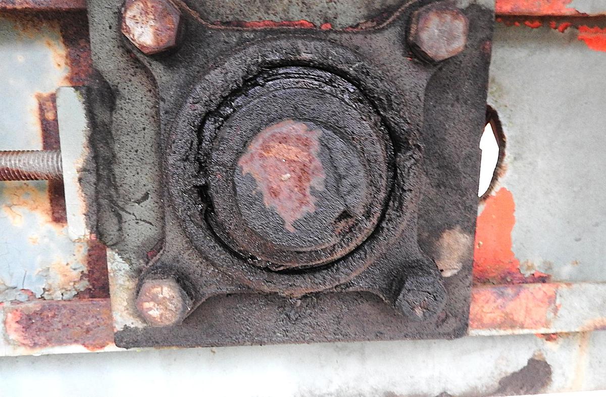 Used Log Trough