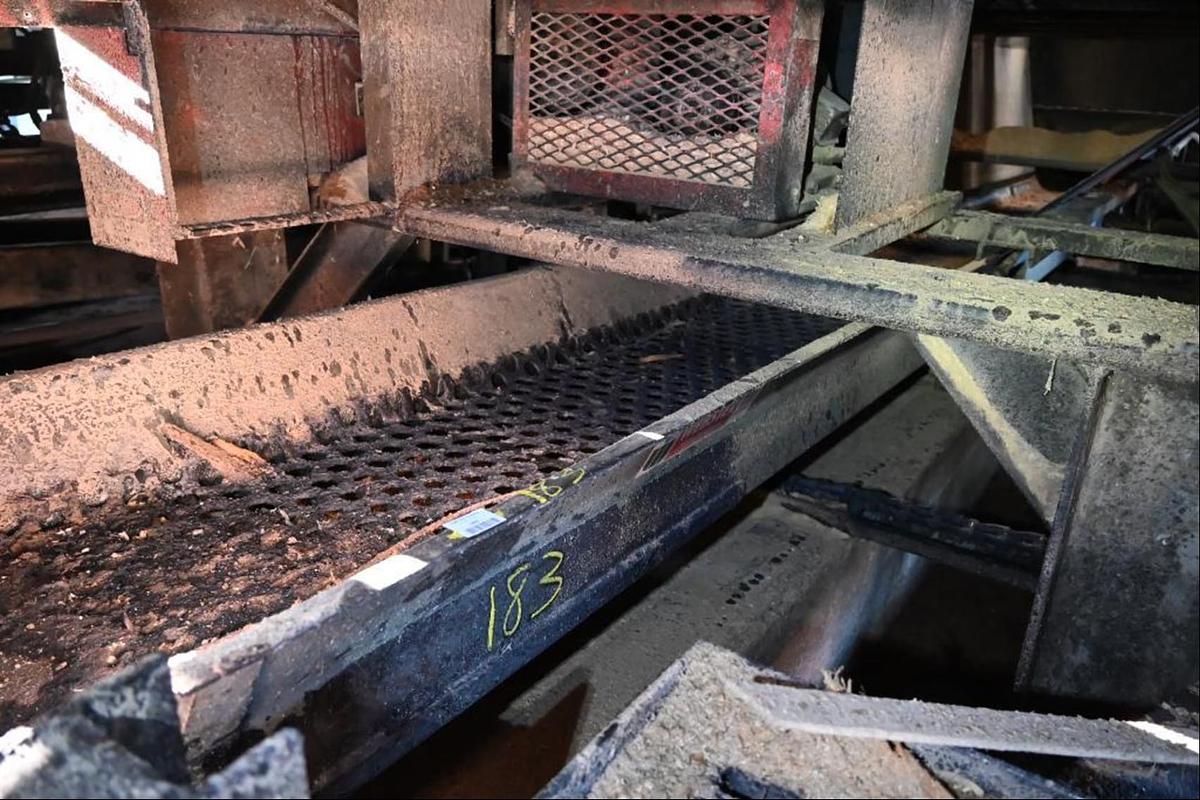 Used Vibrating Conveyor