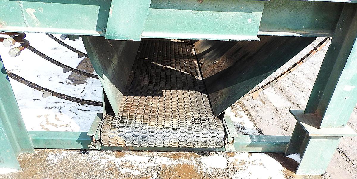 Used Drop Saw Trimmer