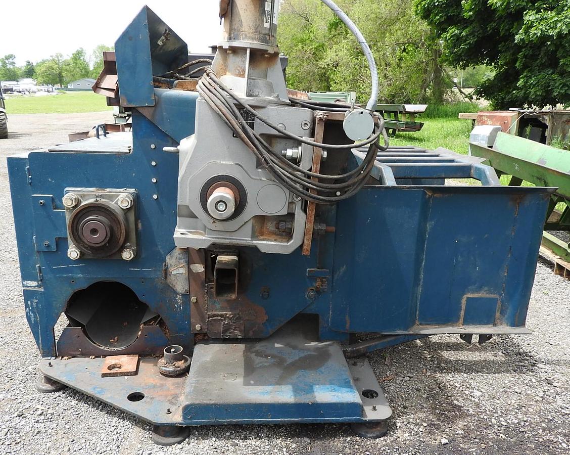 Used Waste Grinder