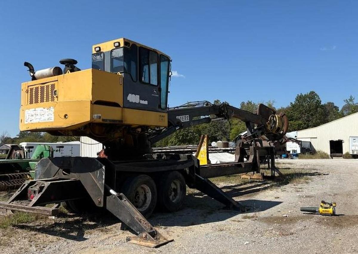 Used 435 John Deere Knuckleboom w/ A Delimber