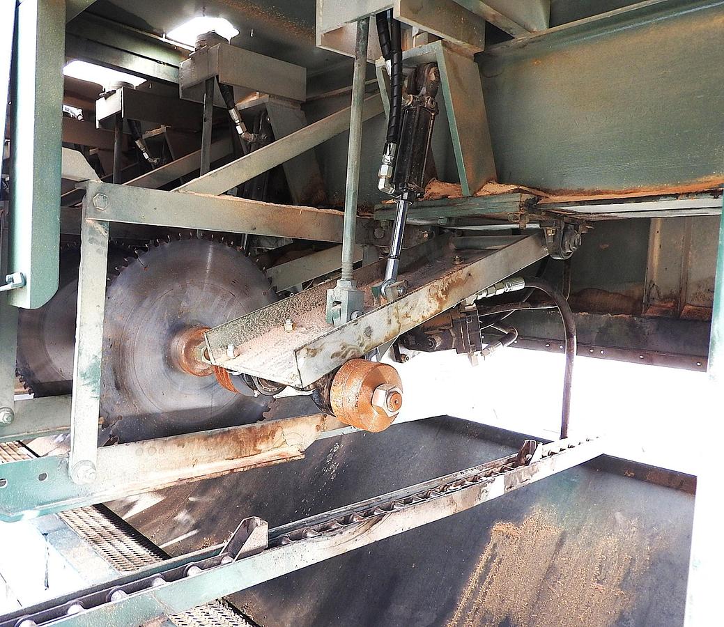 Used Drop Saw Trimmer