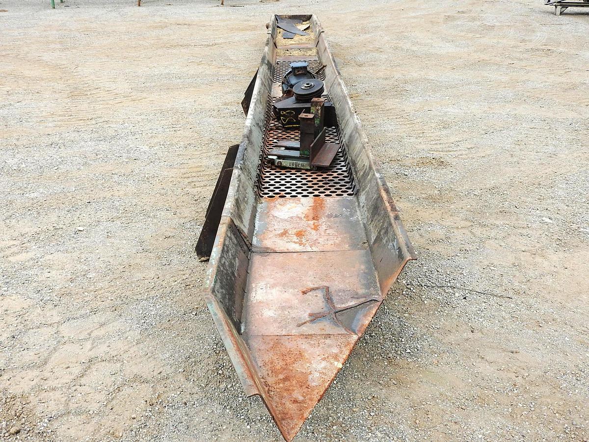 Used Vibrating Conveyor