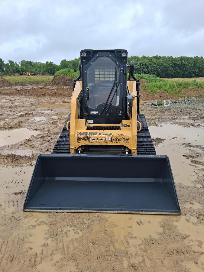 Used ASV posi-track RT-120F skidsteer
