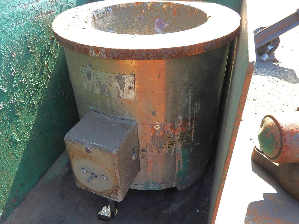 Used Babbit Melting Pot