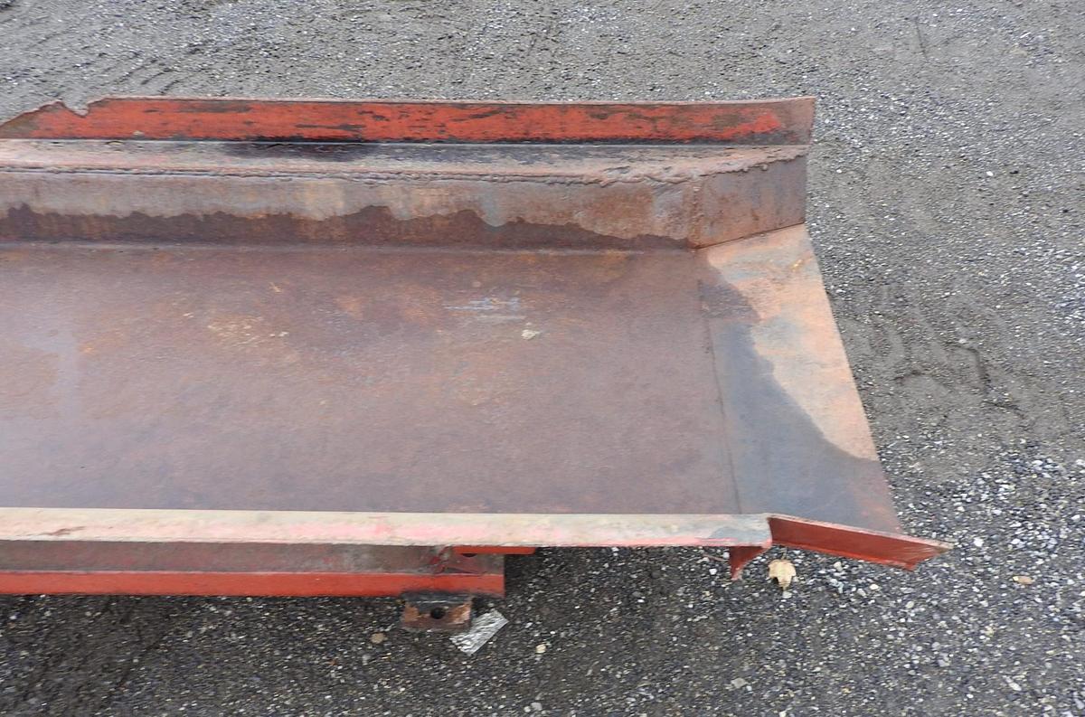 Used Vibrating Conveyor