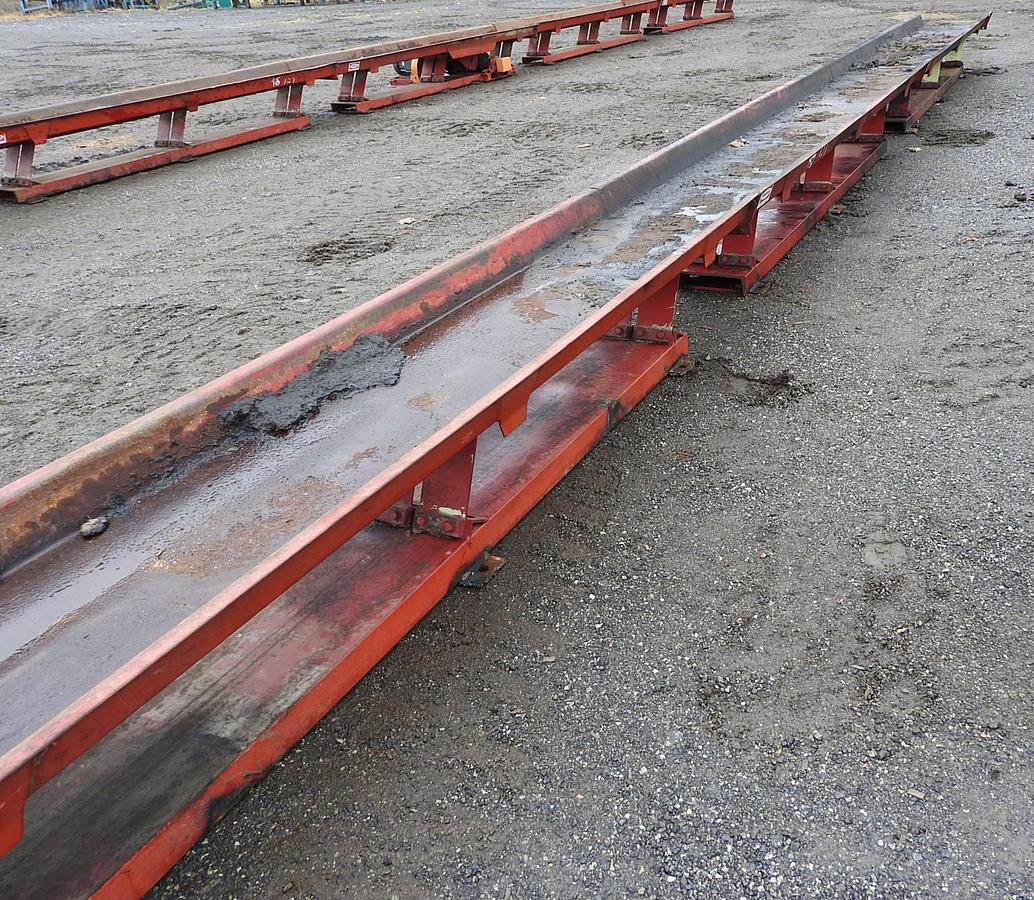 Used Vibrating Conveyor