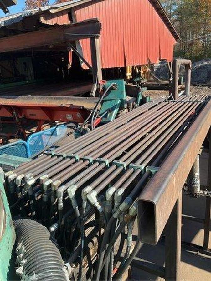 Used Morbark debarker complete hydraulic  set-up