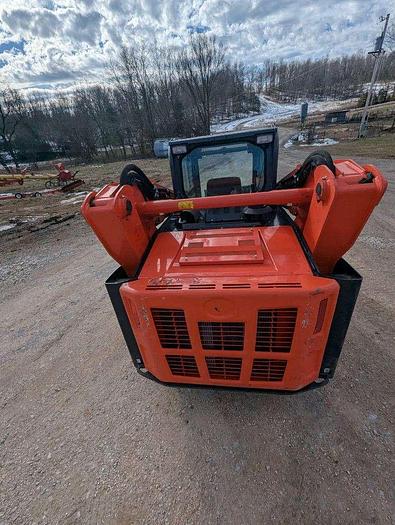 Used 2023 Kubota SVL97-2 Skid steer