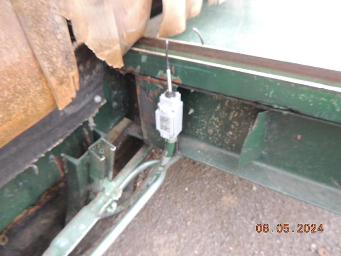 Used Drop Saw Trimmer