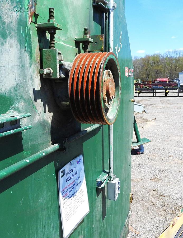 Used Drop Saw Trimmer