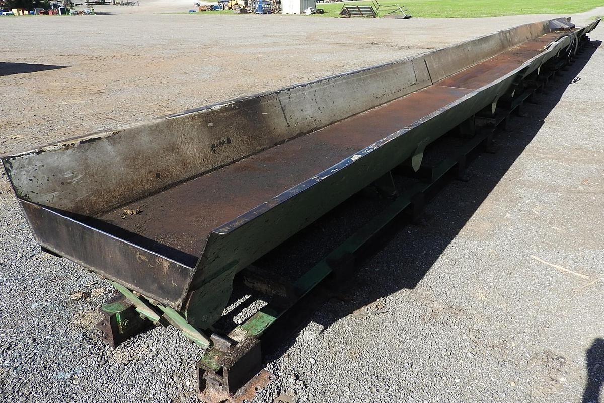 Used Vibrating Conveyor