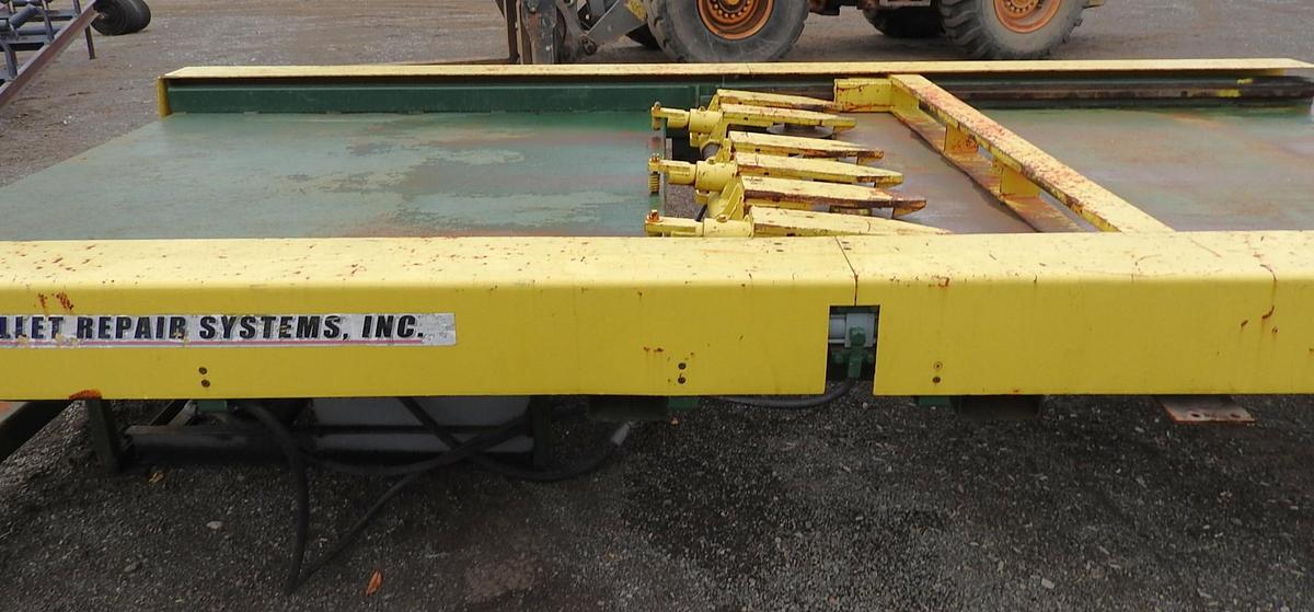Used Pallet Dismantler