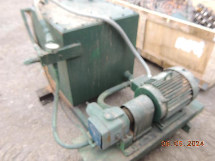 Used Drop Saw Trimmer