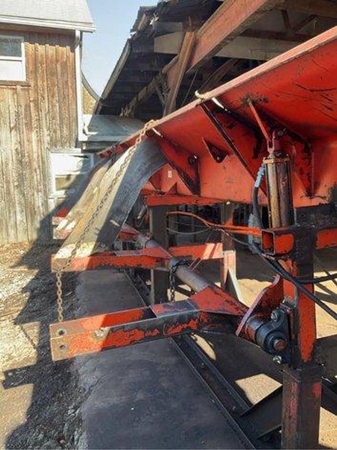 Used Morbark debarker complete hydraulic  set-up