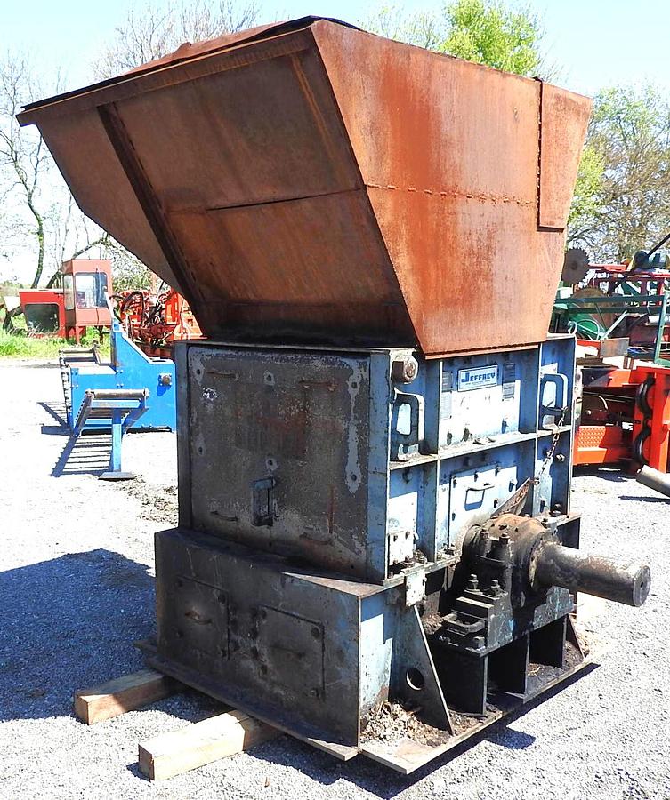 Used Waste Grinder