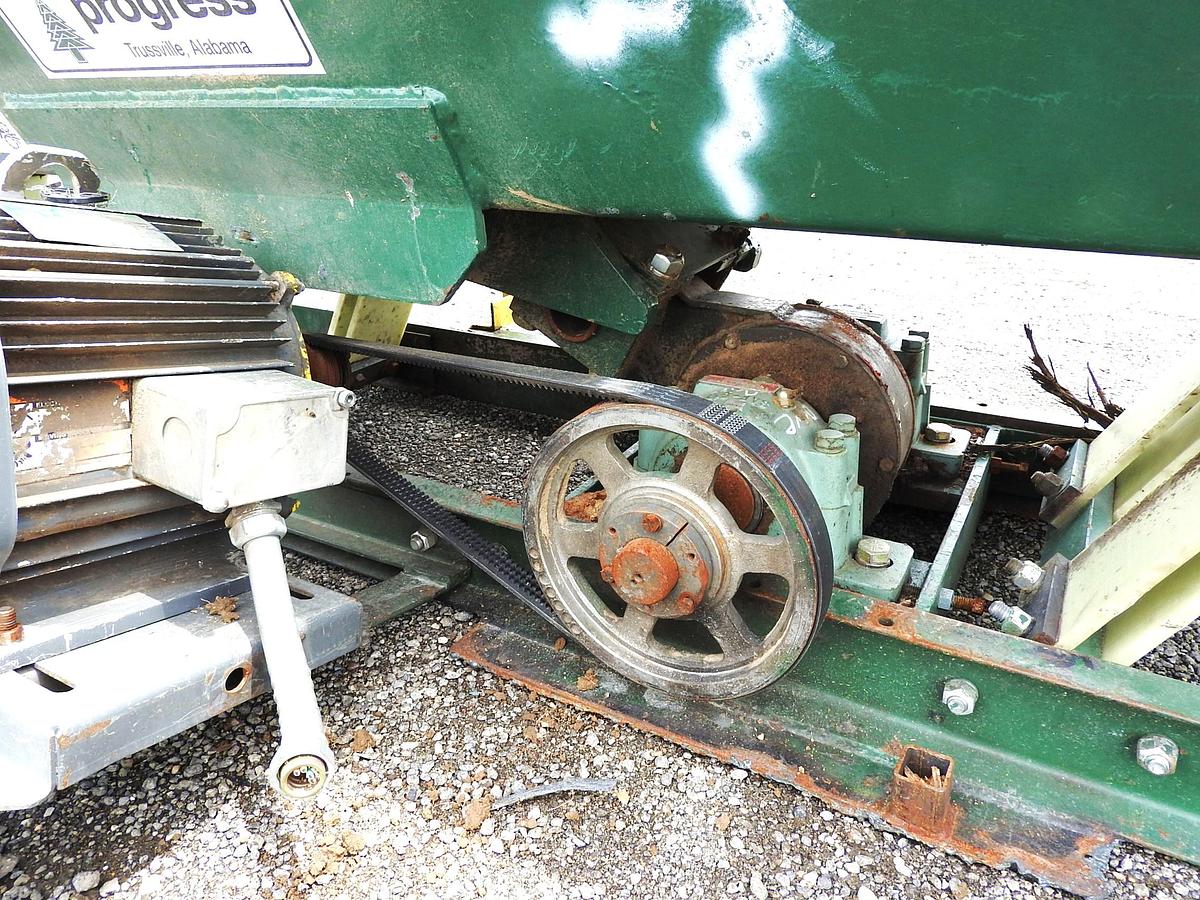 Used Vibrating Conveyor