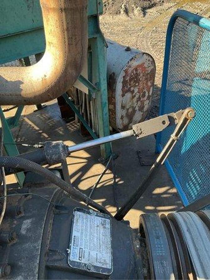 Used Morbark debarker complete hydraulic  set-up