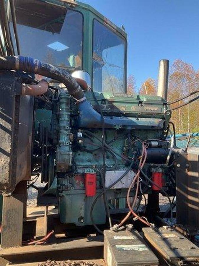Used Morbark debarker complete hydraulic  set-up