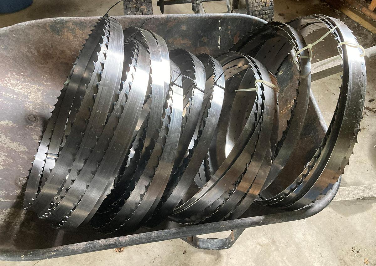 Used 1220 Timber King Band mill