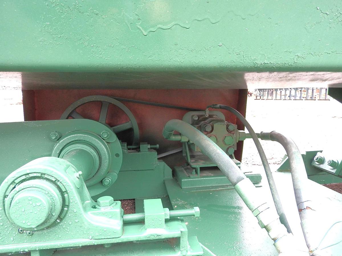 Used Vibrating Conveyor