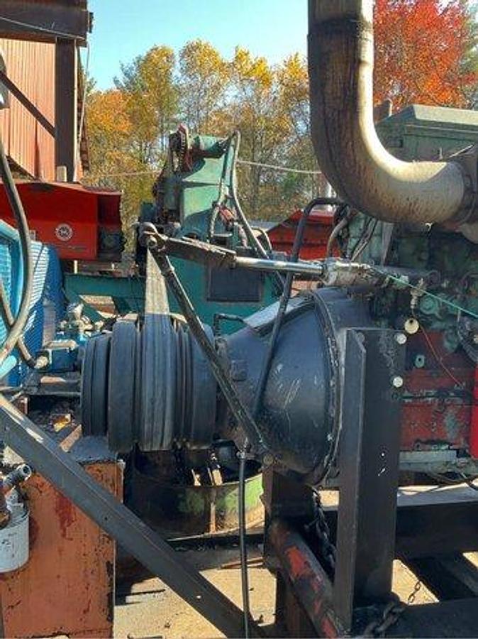Used Morbark debarker complete hydraulic  set-up