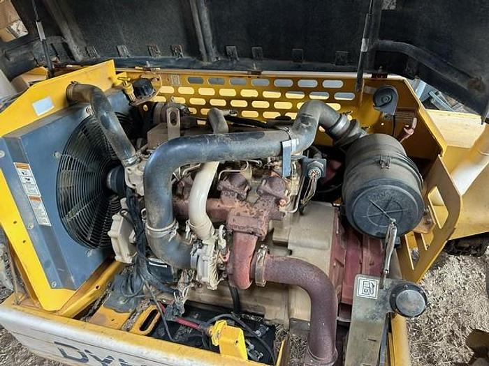 Used DL-8L 42 GEHL Telehandler