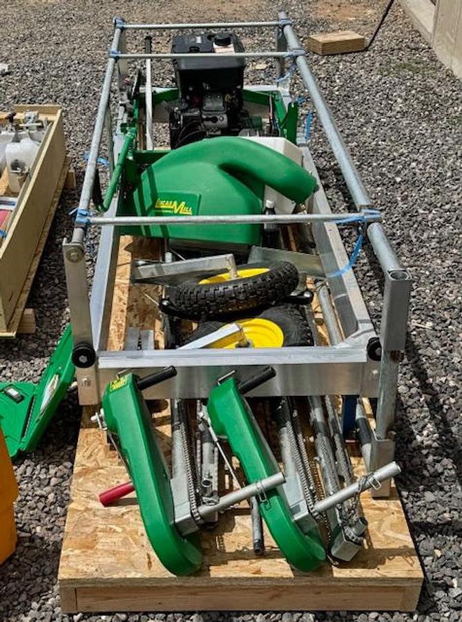 Used Lucas 6 - 16 Circular Swing-Blade Mill - NEW